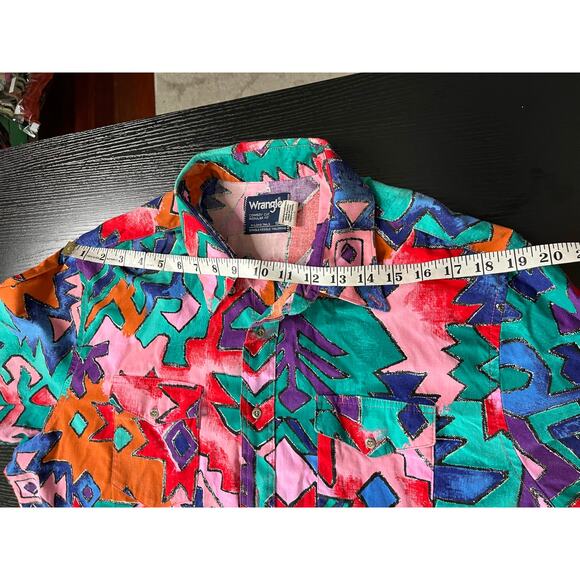 Vintage 90s Wrangler Cowboy Cut Vibrant Aztec Print Button Down Shirt - Picture 3 of 6